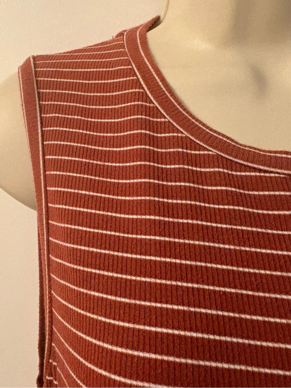 Mod Ref Dress - Picture 4 of 9